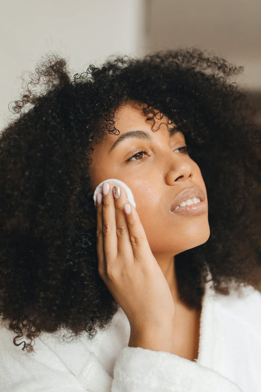 Radiant Skin 101: A Comprehensive Guide on How to Care for Your Skin